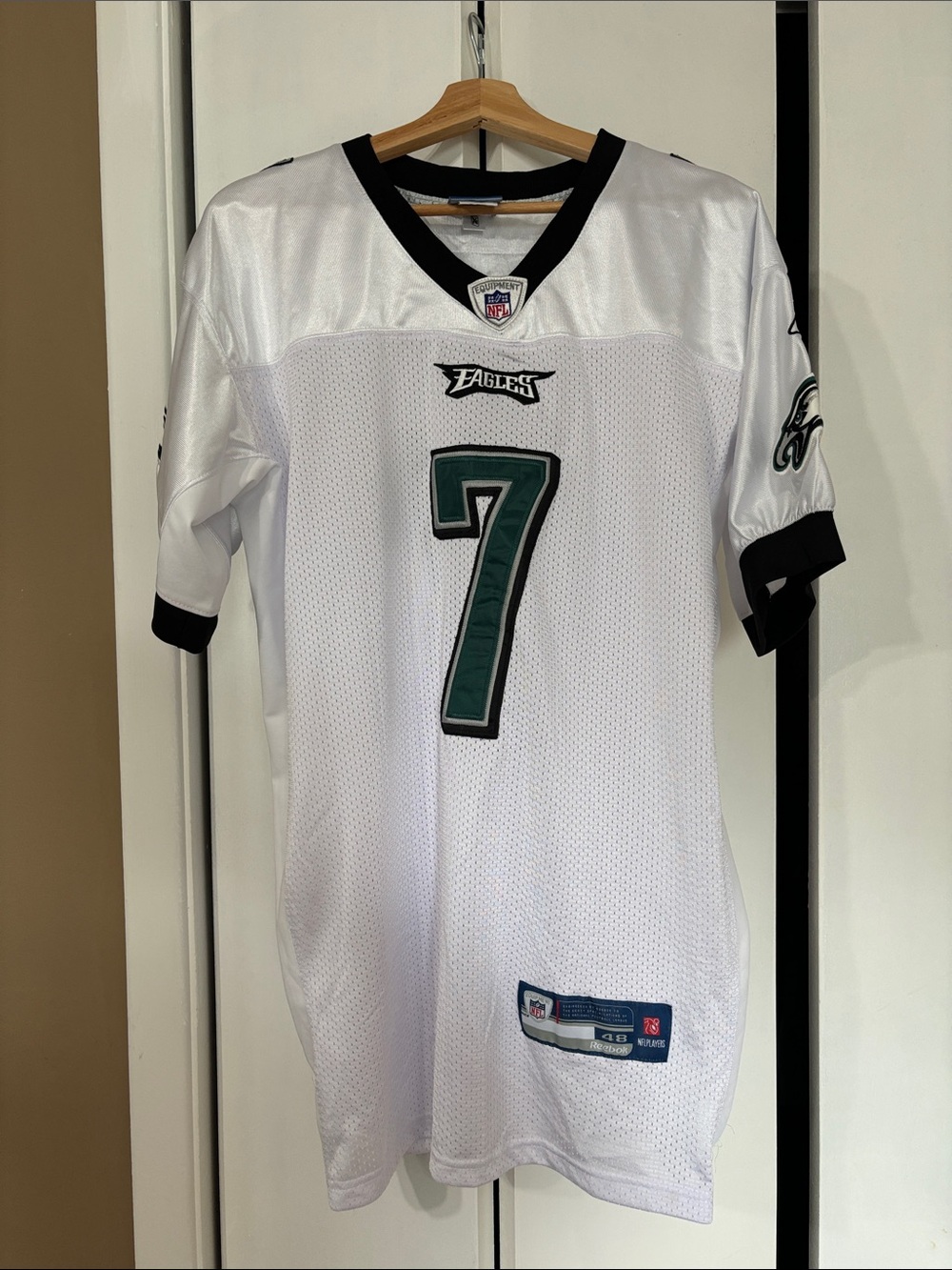 #7 White Vick Philadelphia Eagles Men's Football Jersey